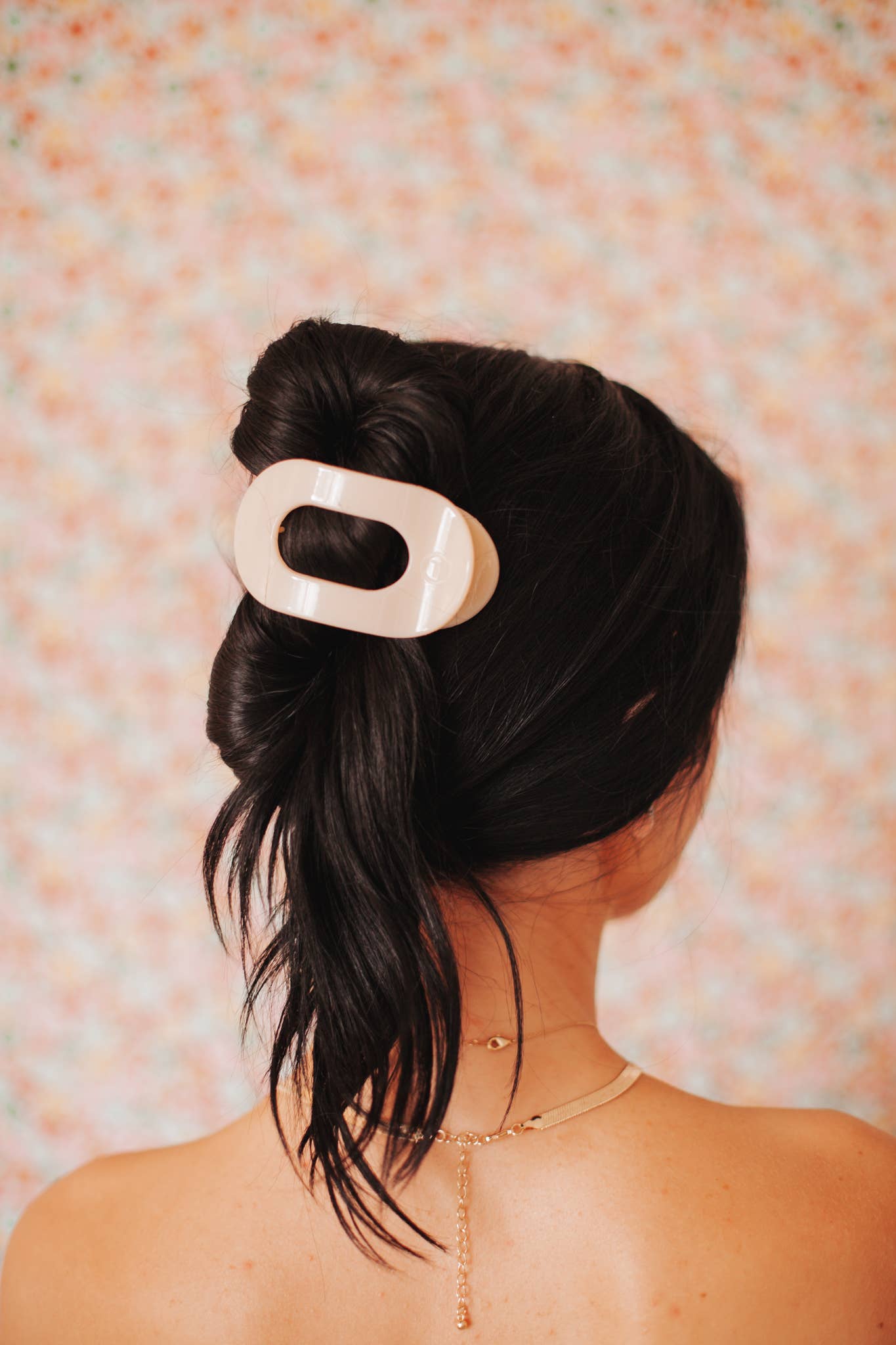 Teleties - Almond Beige Medium Flat Round Clip