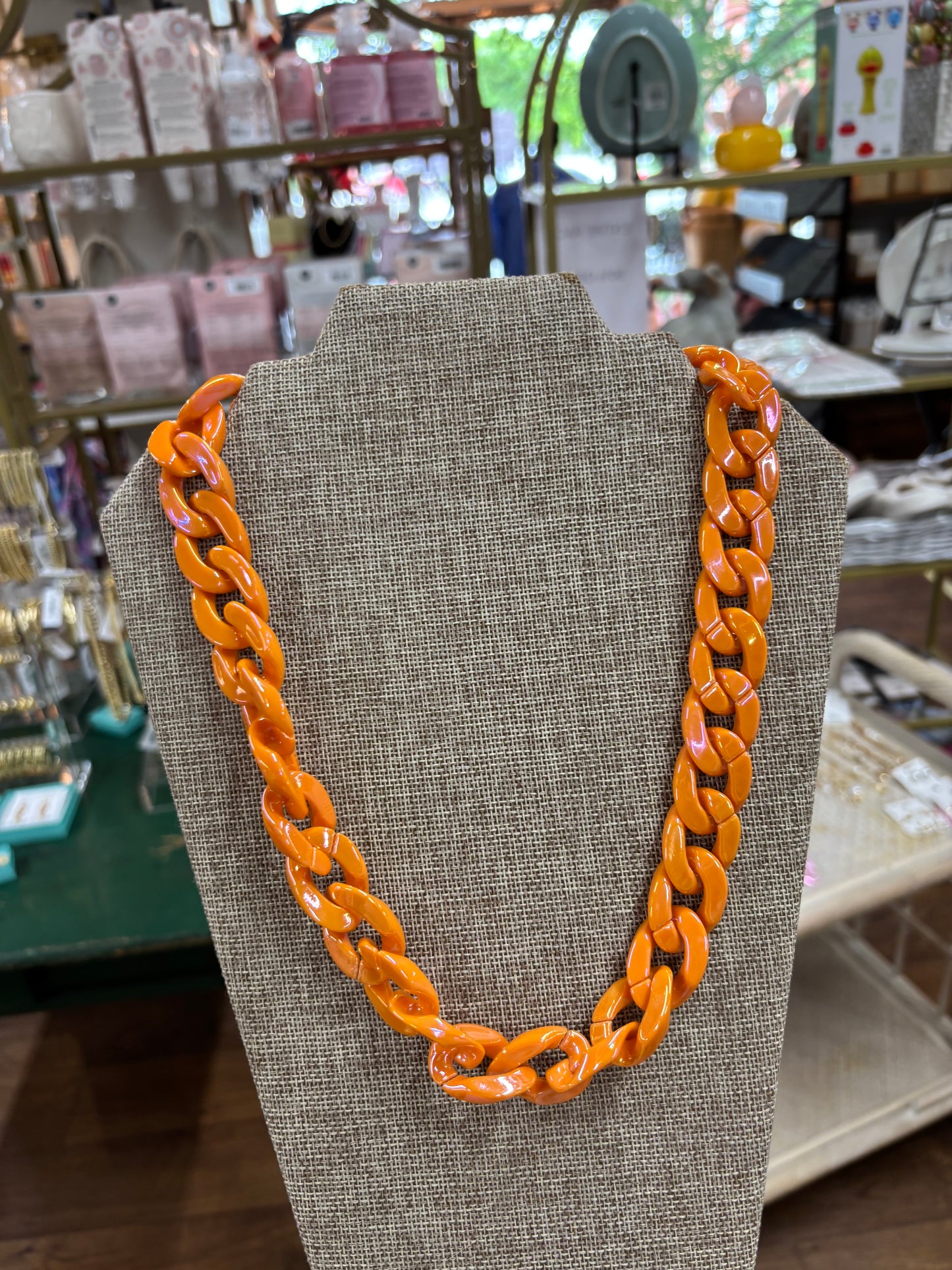 Chain necklace