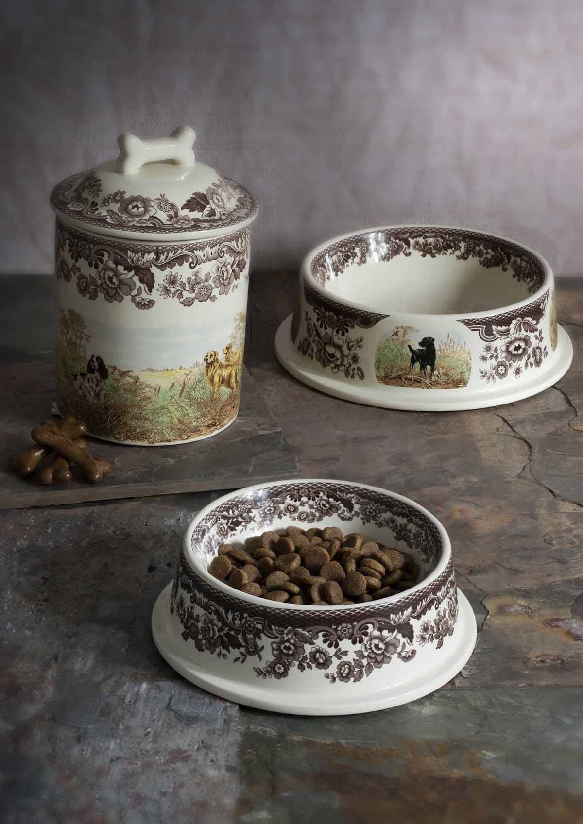 Spode Woodland 8.5 Inch Pet Bowl Assorted Dogs