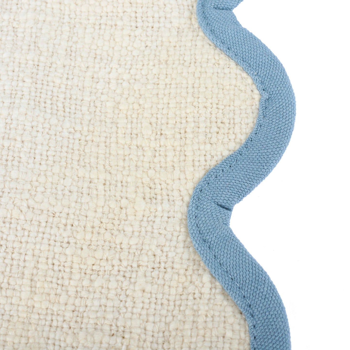 Blue Scallop Runner