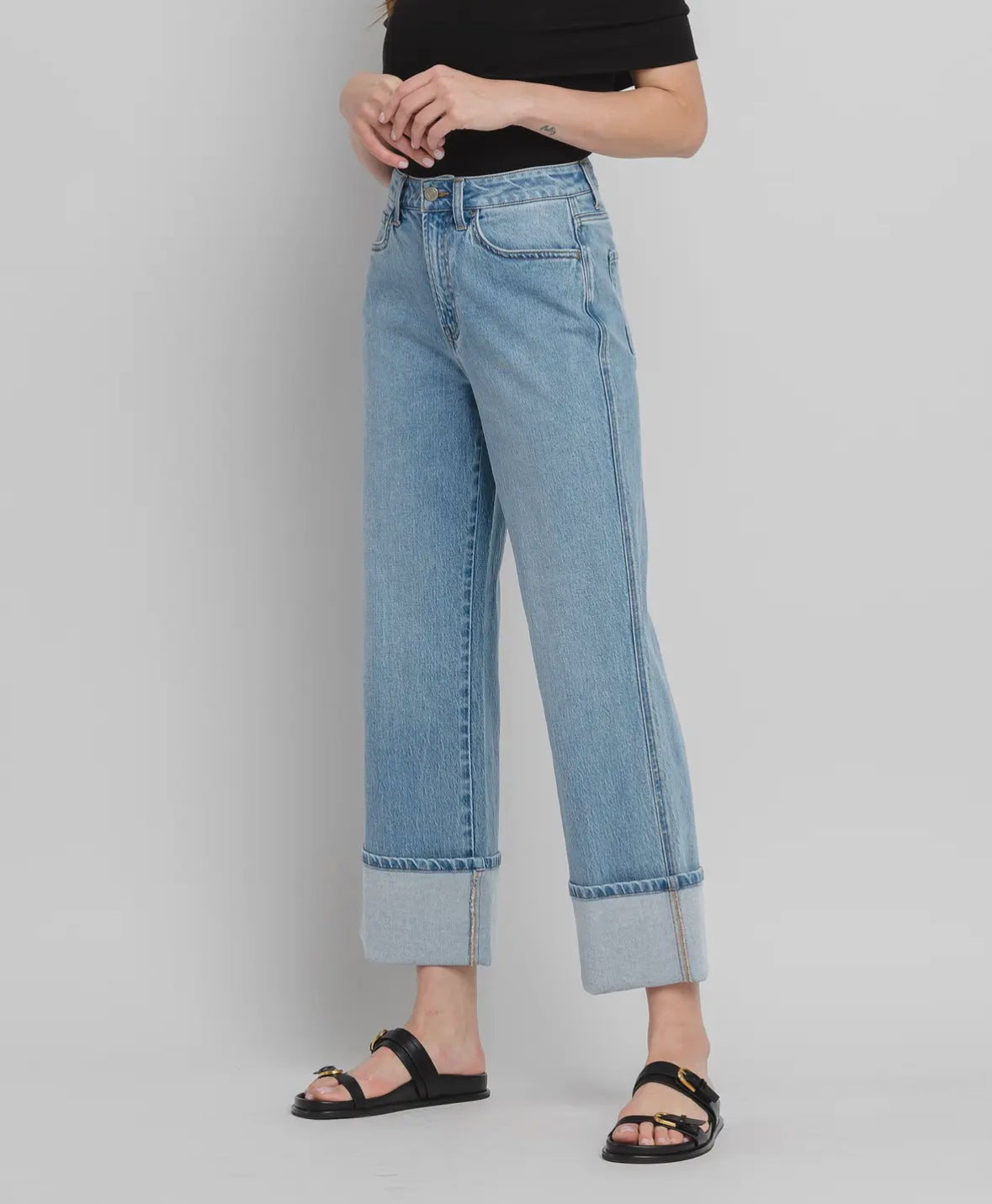 Gabby - Super High Rise Cuffed Baggy Straight Jeans