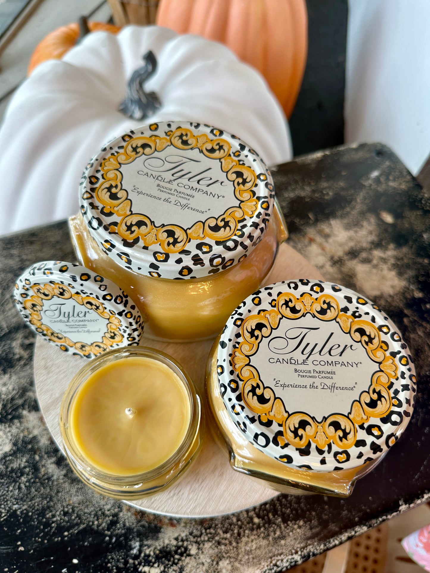 11 oz Candle - Fleur De Lis®