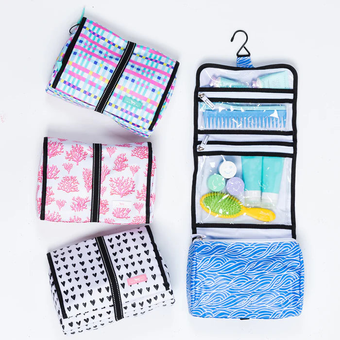 Beauty Burrito Hanging Toiletry Bag Medium - Teacher's Pet