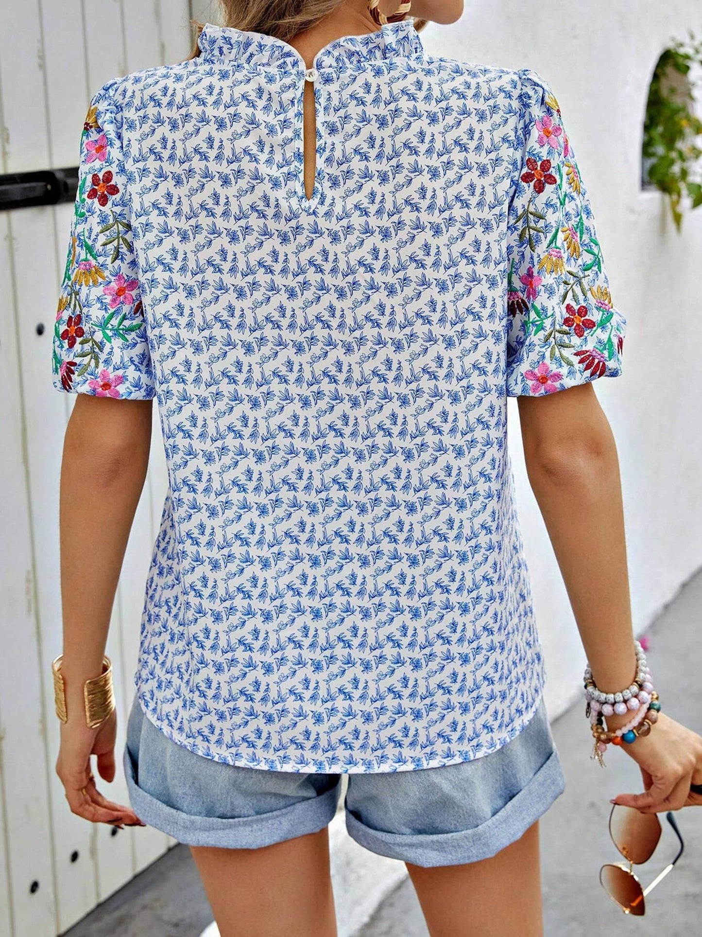 Printed Buckle Wave Neck Short Color Block Top
