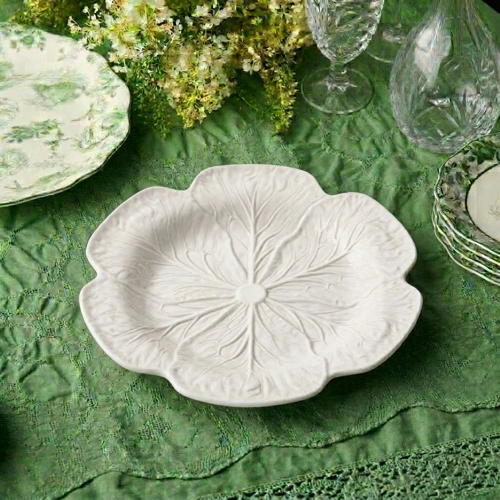 Le Jardin 13 in White Cabbage 3-D Round Platter