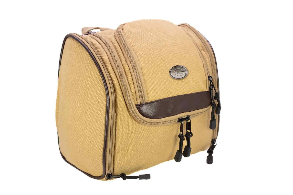 Georgia Bulldogs Men's Khaki Hanging Toiletry Bag.