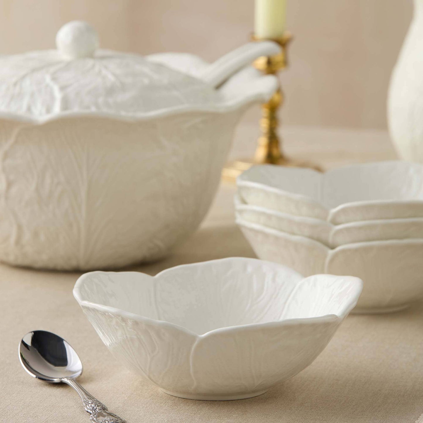 Le Jardin White Cabbage 3-D Cereal Bowl 8 in