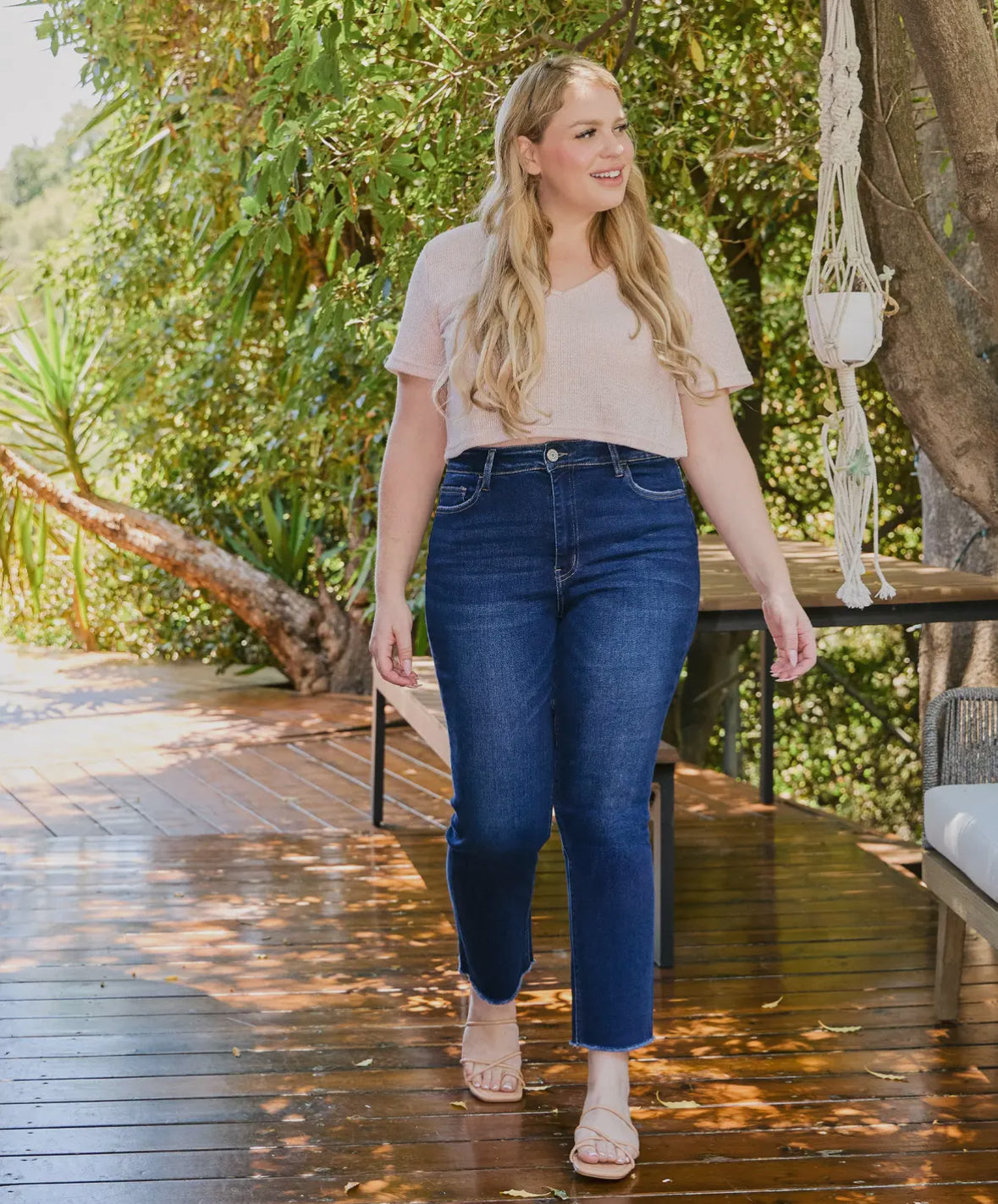 Jeanne Plus Size- Super High Rise Slim Straight Jeans