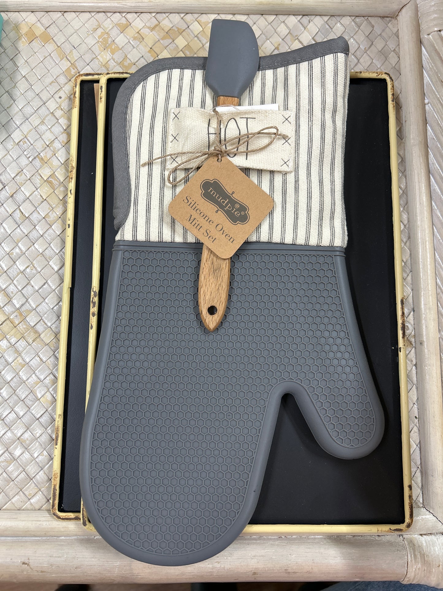 Silicone Oven Mitt