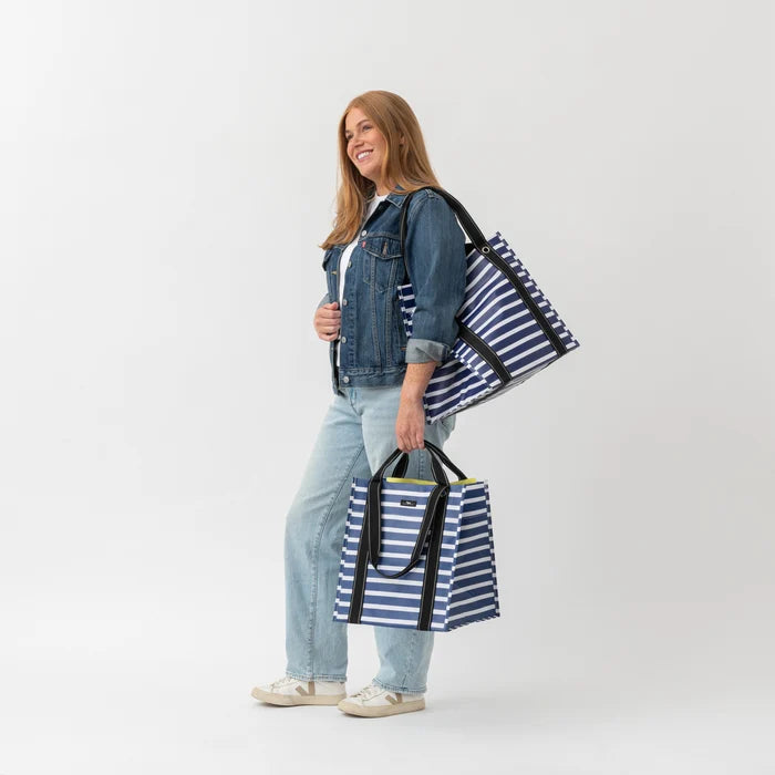 Bagette Market Tote -- Scout Christmas 2026