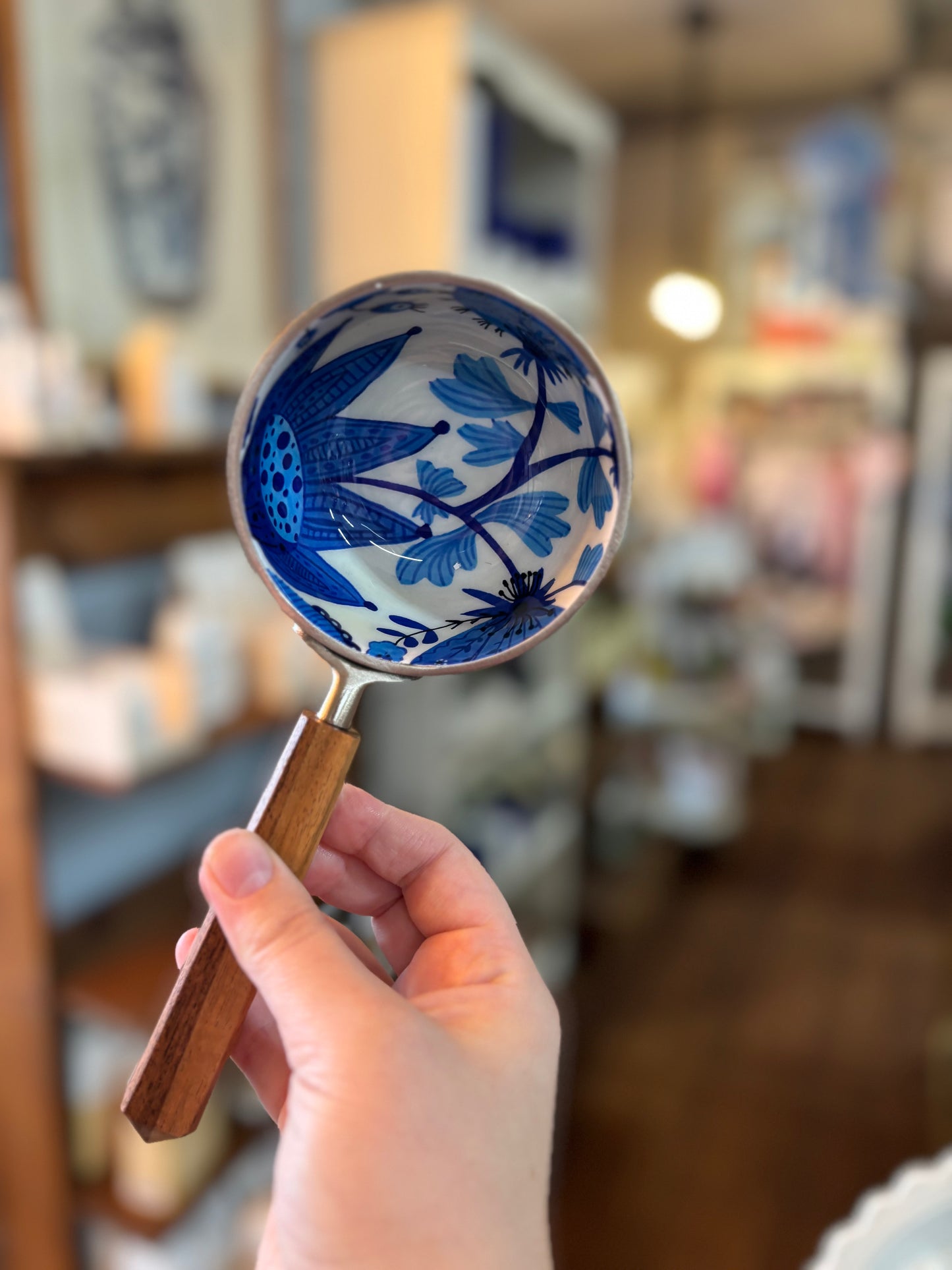 Blue and White Measuring Cup Set