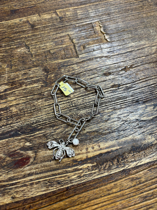 Silver Bee Charm Chunky Chain Bracelet