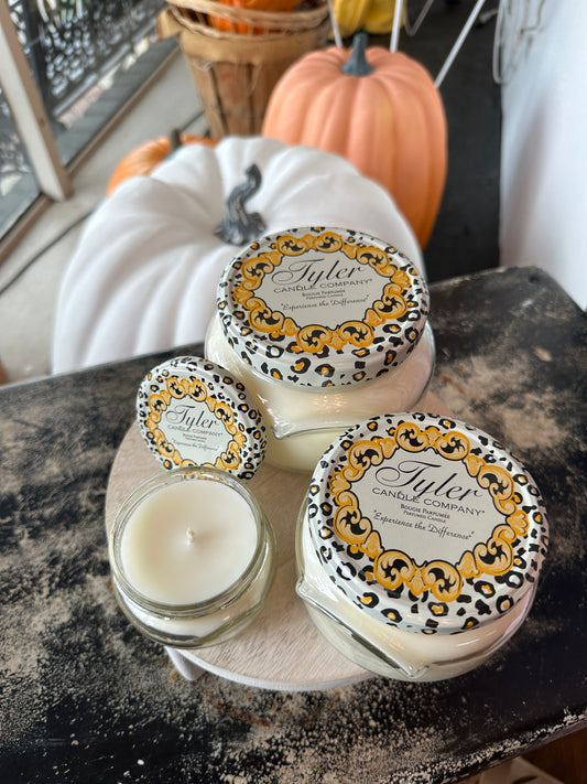 11 oz Candle - Diva®