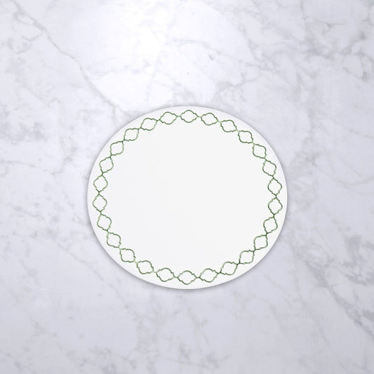 VIDA Round Embroidered Quatrefoil 15.5" Round Pla