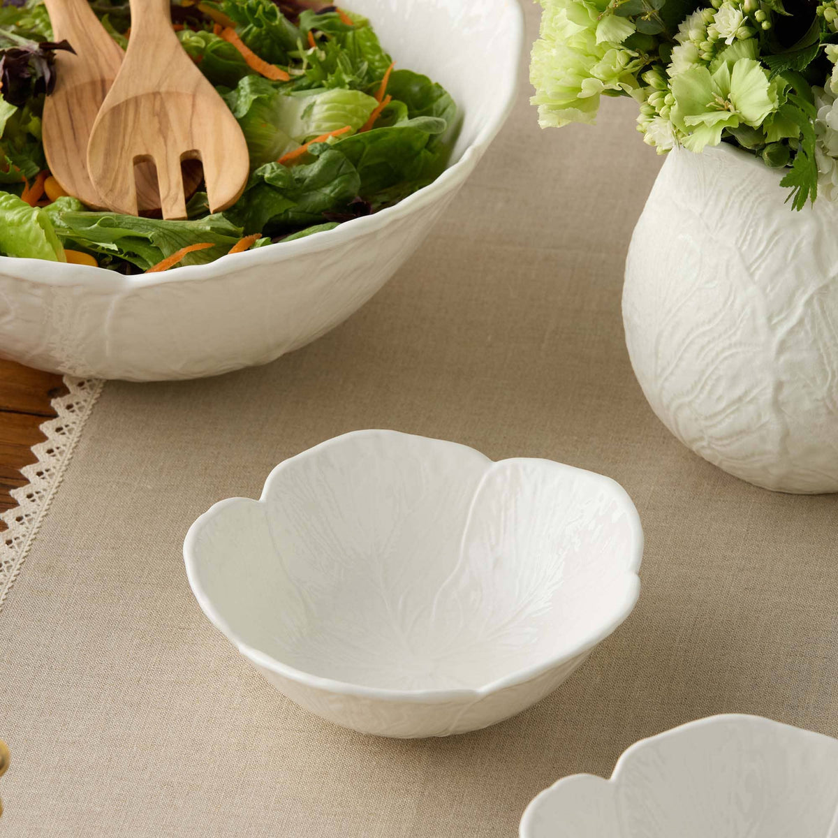 Le Jardin White Cabbage 3-D Cereal Bowl 8 in